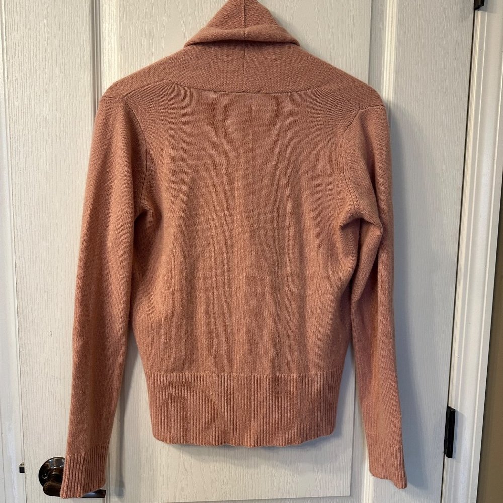 Ann Taylor | 100% Cashmere Small Shawl Collar Faux Wrap Sweater Dusty Pink Soft - Picture 5 of 7